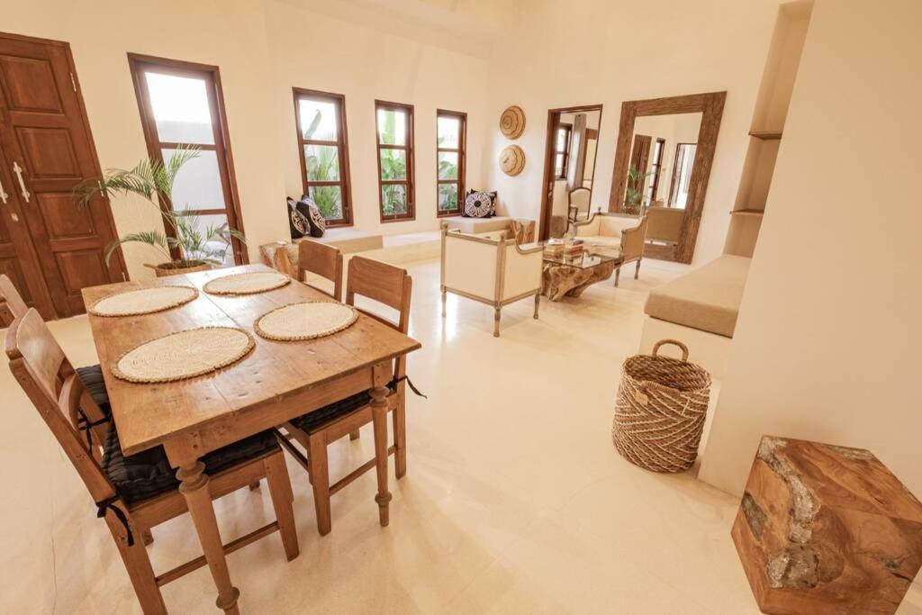 קנגו Luxury 2 Bedrooms Villa Putih Pererenan מראה חיצוני תמונה
